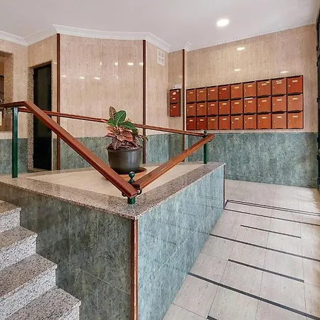 2 Bedroom Stunning In * נרחה