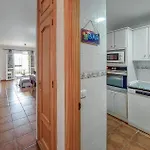 2 Bedroom Stunning In Apartamento Nerja