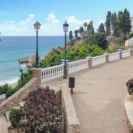 2 Bedroom Stunning In Apartment Nerja