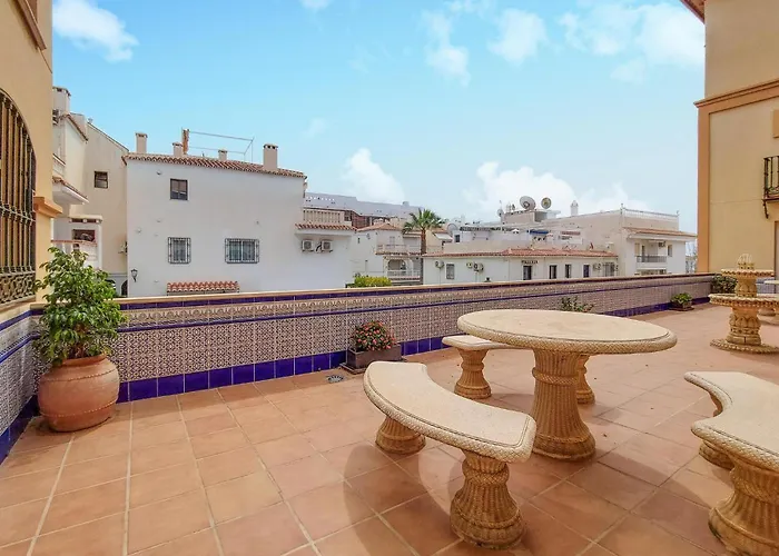 2 Bedroom Stunning In Apartament *